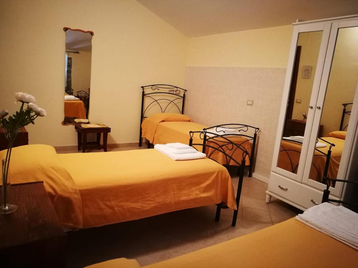 Bed and Breakfast La Rosa Del Barone Cancellara Екстер'єр фото